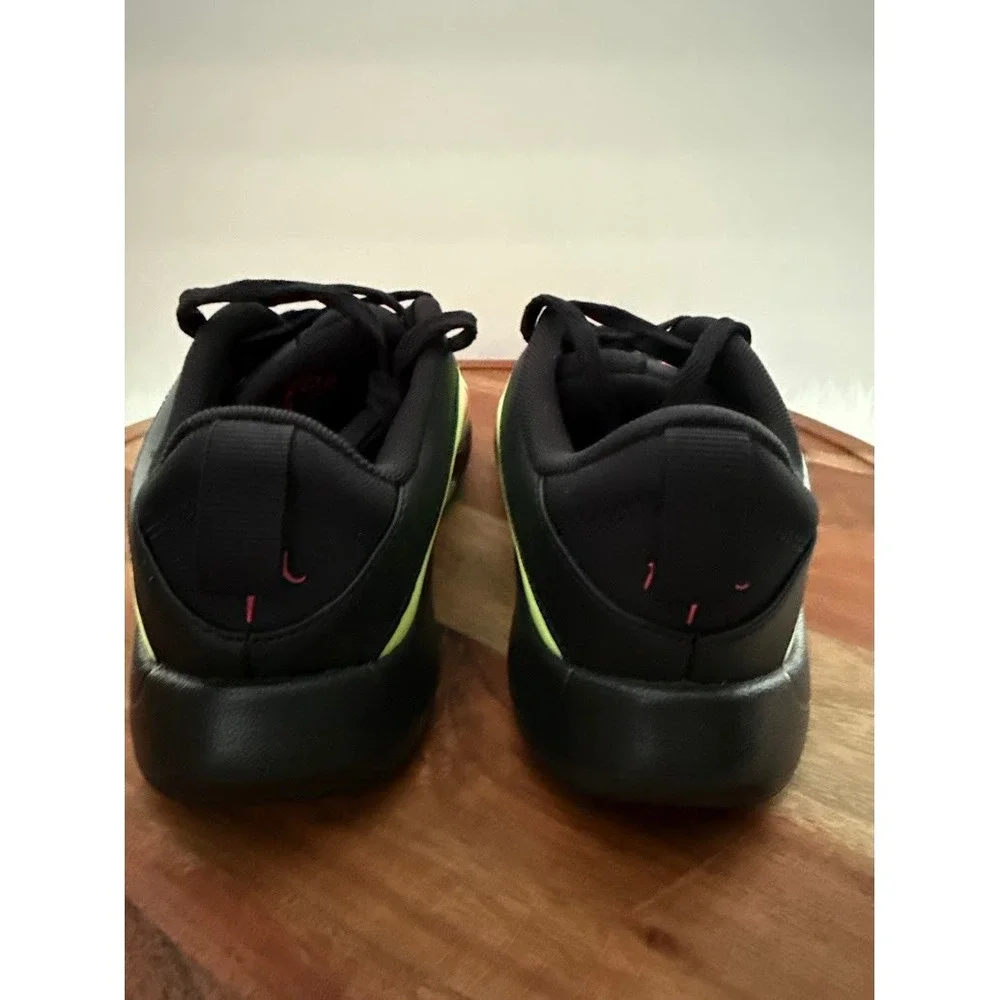 Nike Air Max Ishod GS 3Y Black Volt Pink Excellent Neon Athletic Sneakers